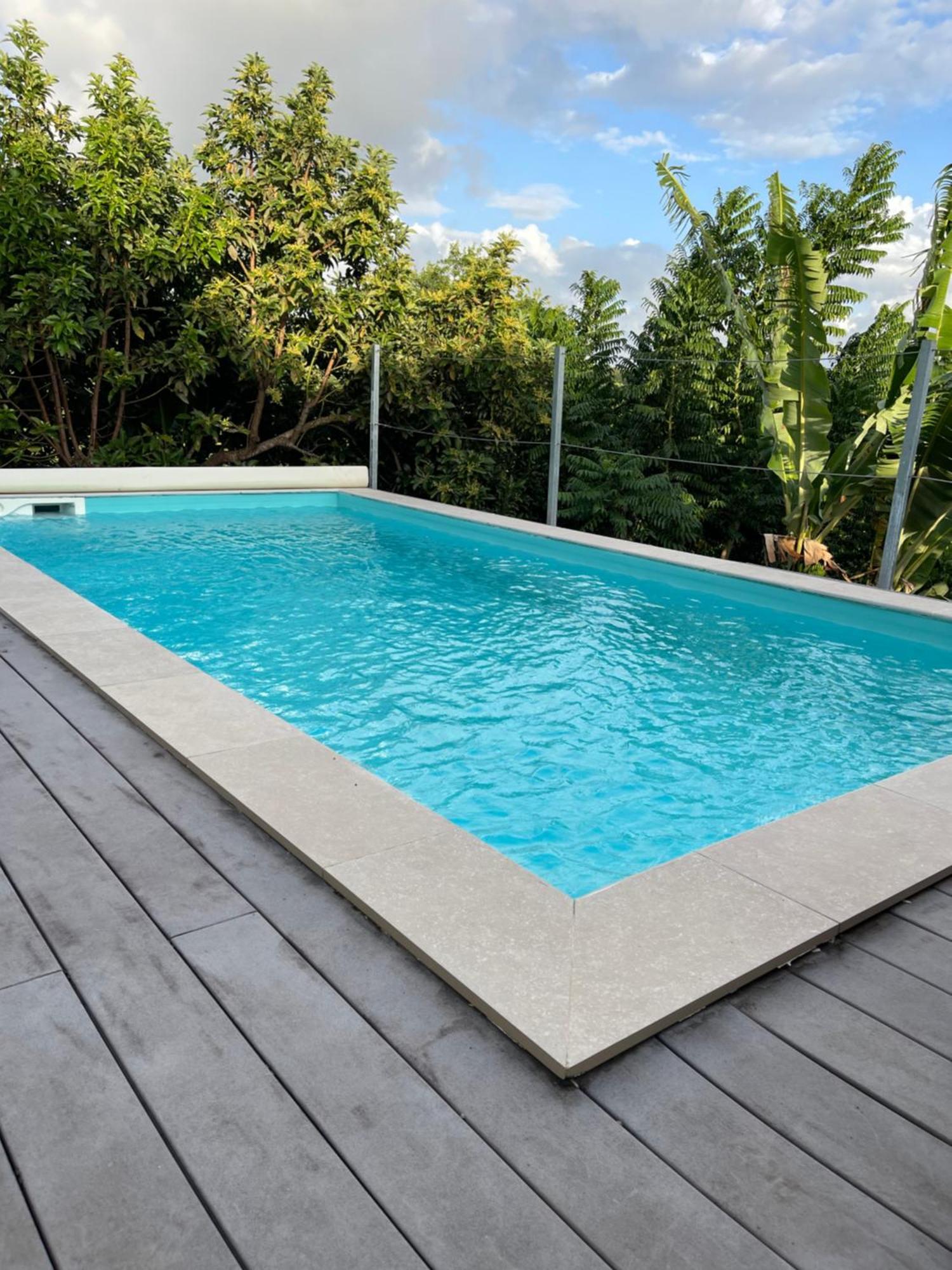 Appartement Lalau Avec Vue Sur La Mer Et Piscine Schoelcher Dış mekan fotoğraf